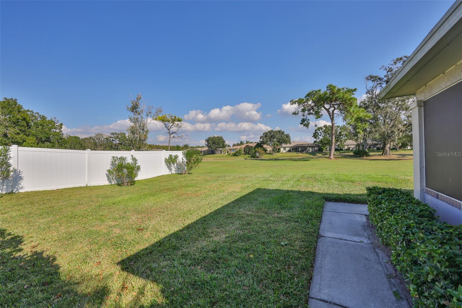 FAIRWAY PALMS A CONDO - Residential