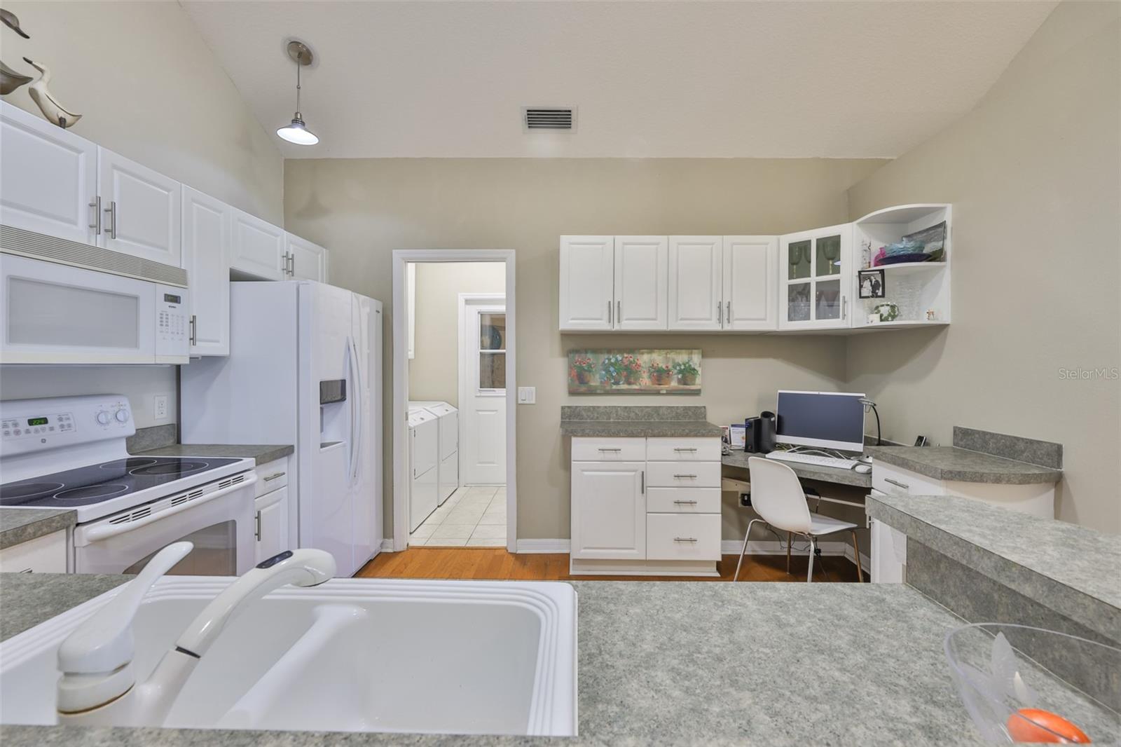 FAIRWAY PALMS A CONDO - Residential