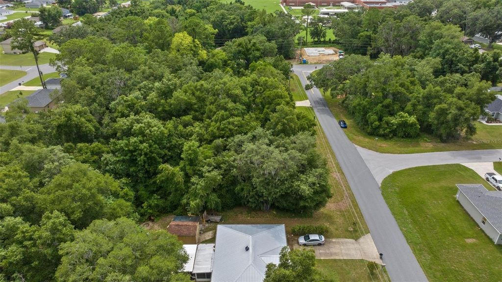 Photo of SW 131st Pl Road, Ocala, FL 34473 (MLS # OM727415)