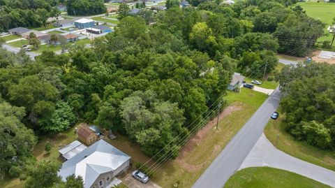 Photo of SW 131st Pl Road, Ocala, FL 34473 (MLS # OM727415)