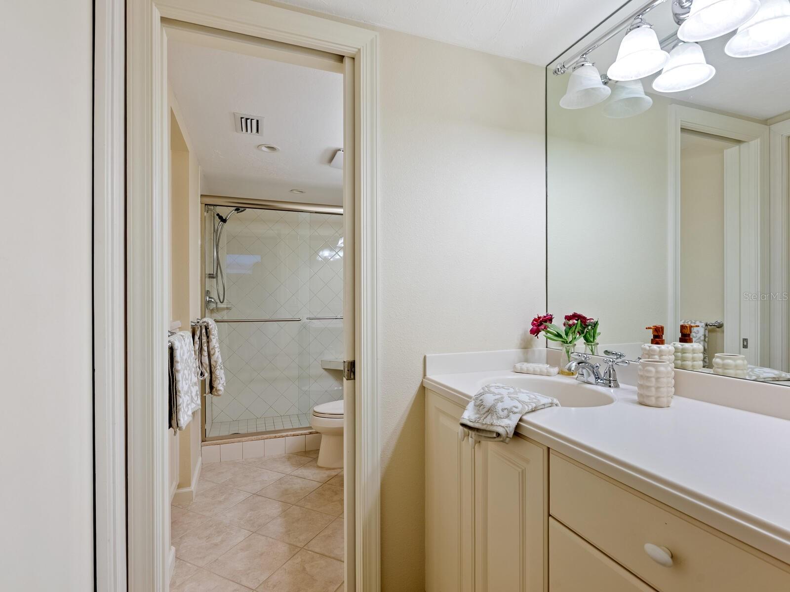 GULF & BAY CLUB PH 1 - Residential