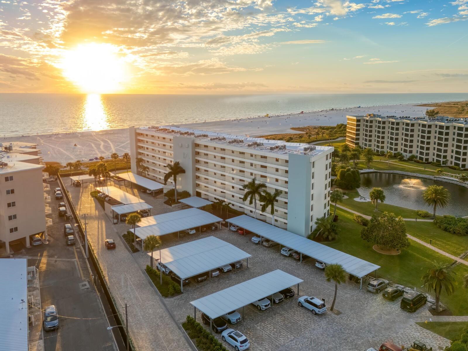 GULF & BAY CLUB PH 1 - Residential