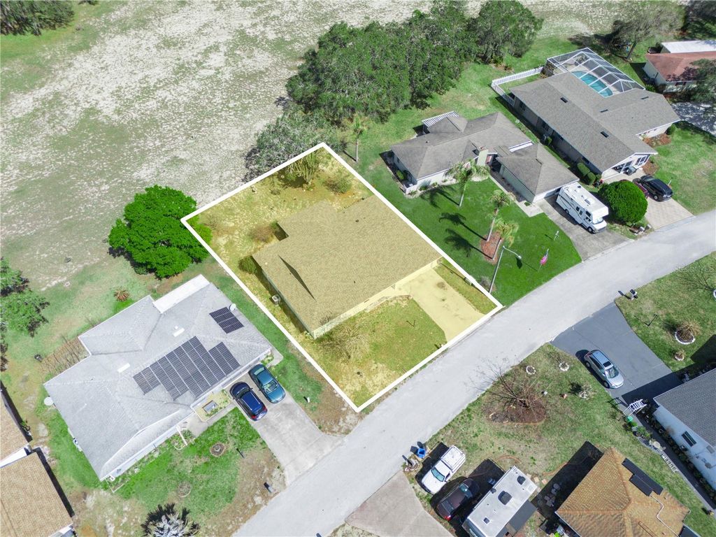 Photo of 7 Pine Run, Haines City, FL 33844 (MLS # P4938081)