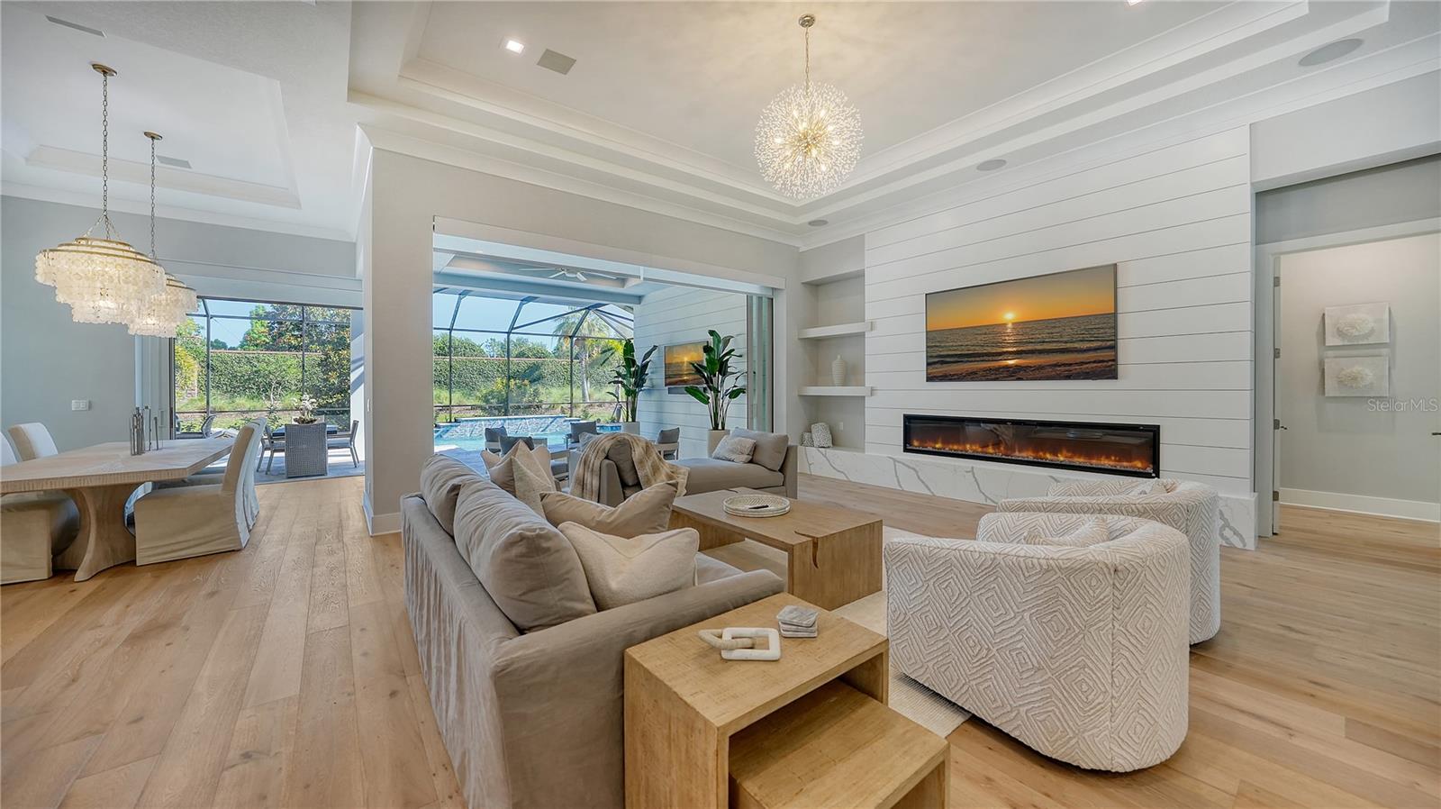 LAKE CLUB PH II - Residential