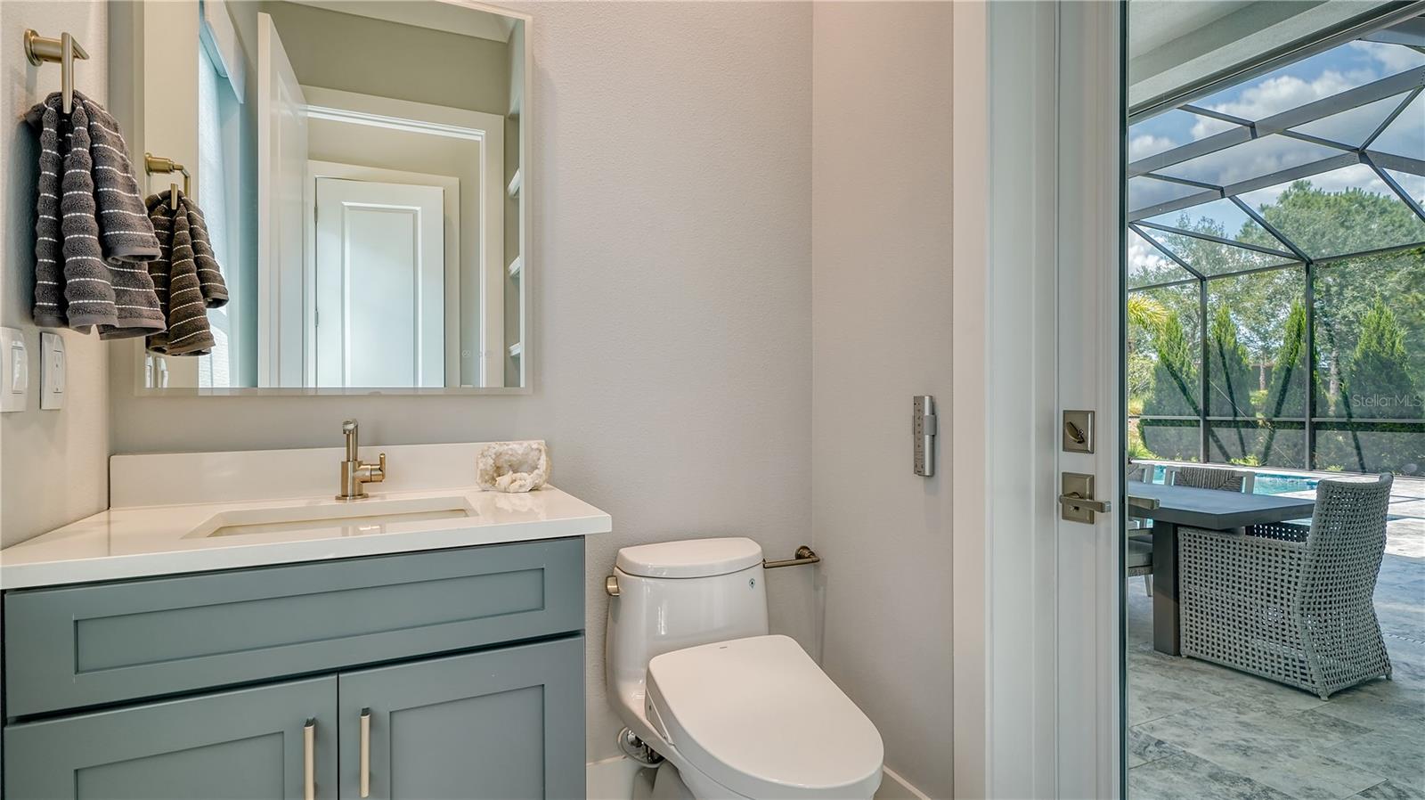 LAKE CLUB PH II - Residential