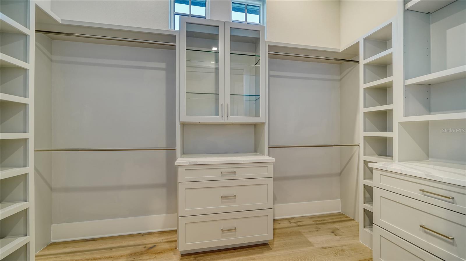 LAKE CLUB PH II - Residential