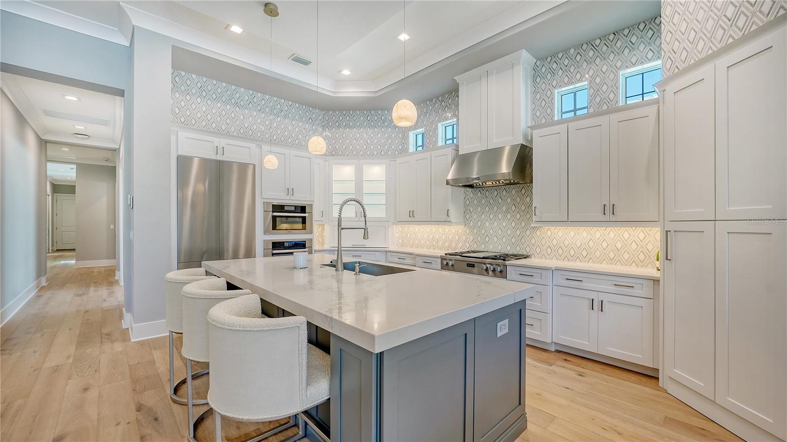 LAKE CLUB PH II - Residential