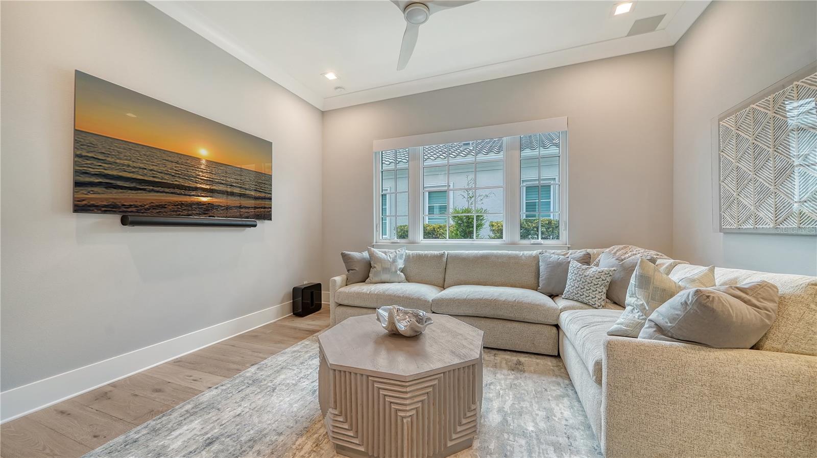 LAKE CLUB PH II - Residential