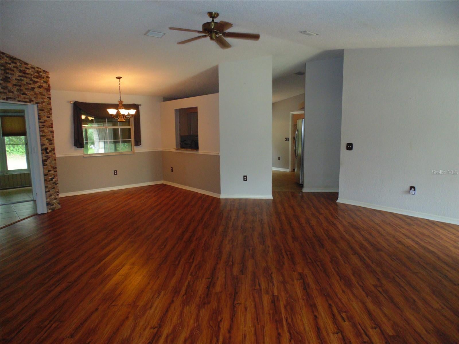 8125 SW 108 LOOP