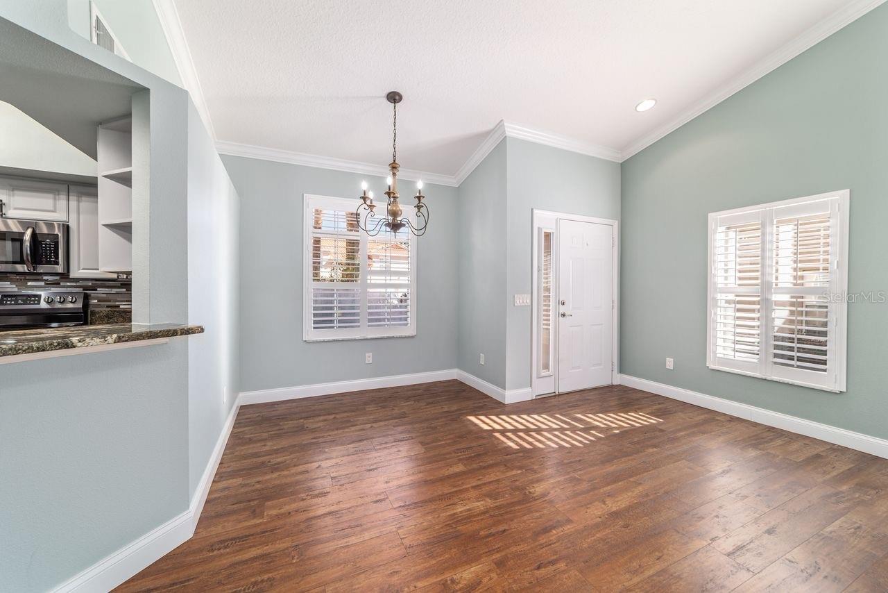 LAKESIDE LANDINGS - Residential