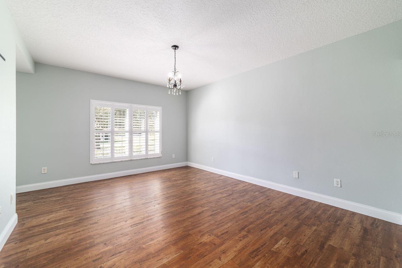 LAKESIDE LANDINGS - Residential