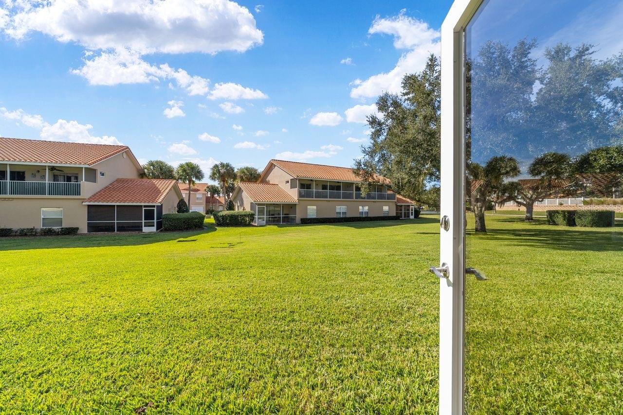 LAKESIDE LANDINGS - Residential