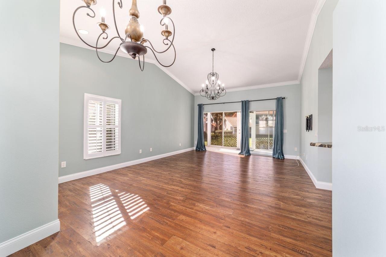 LAKESIDE LANDINGS - Residential