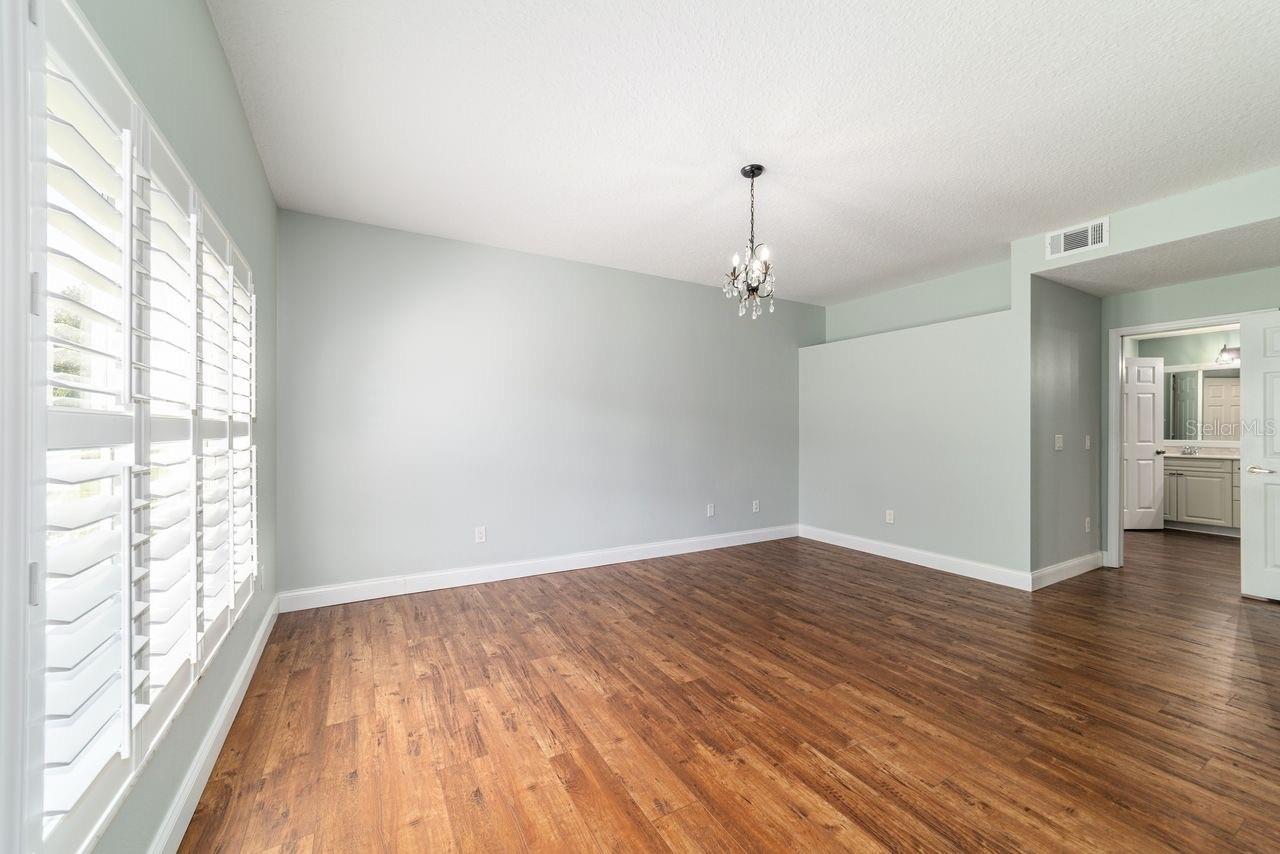 LAKESIDE LANDINGS - Residential