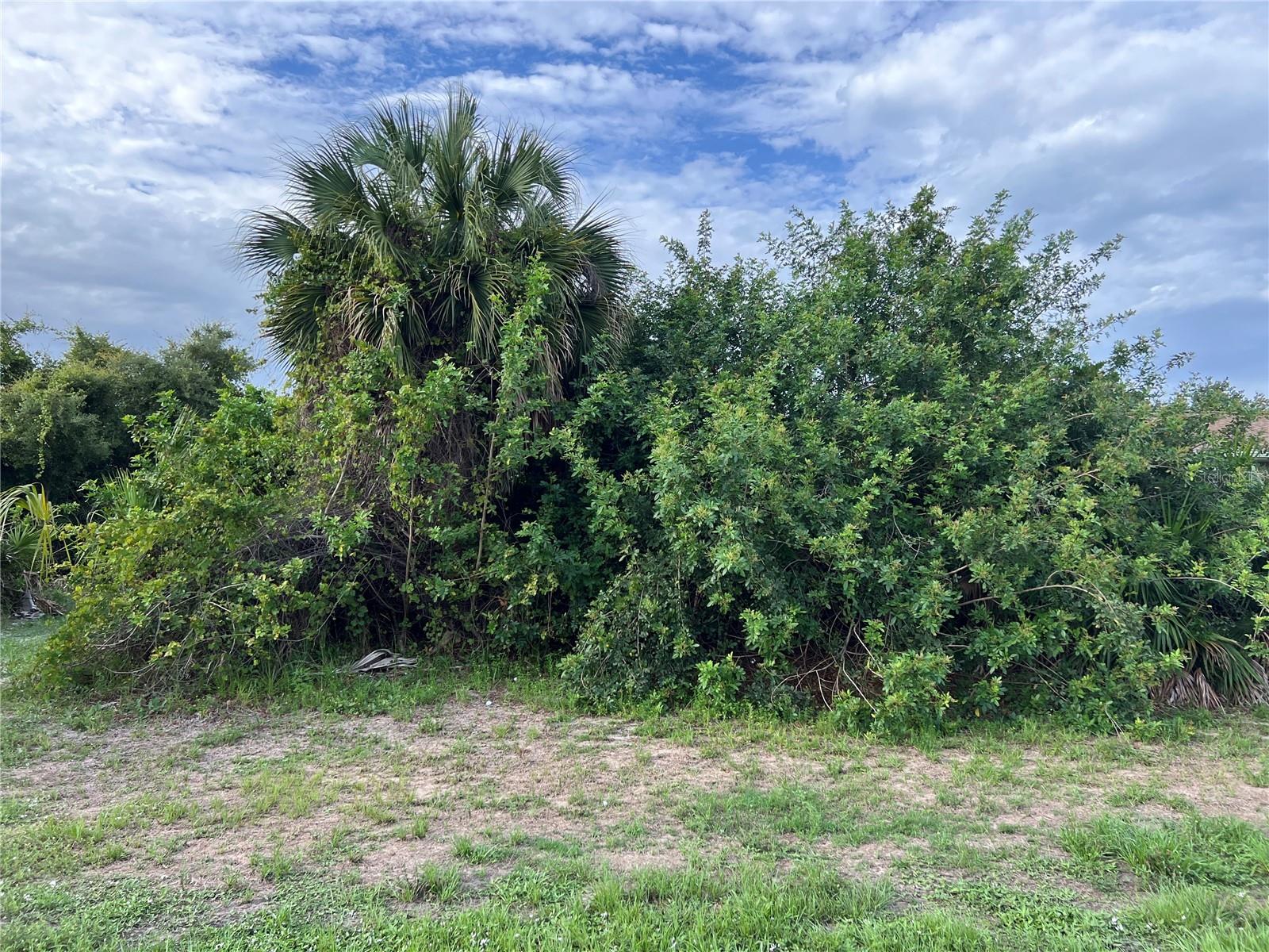 PORT CHARLOTTE SEC 067 - Land
