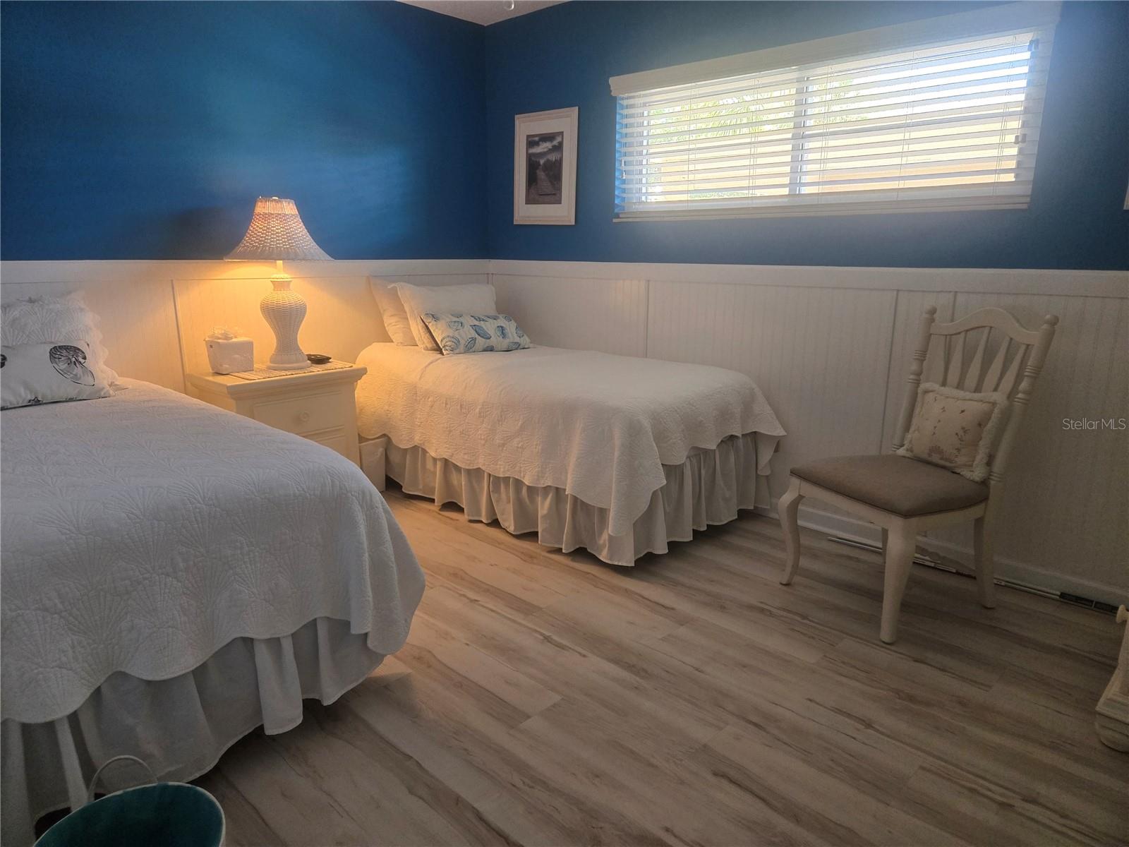 SIESTA HARBOR I - Residential
