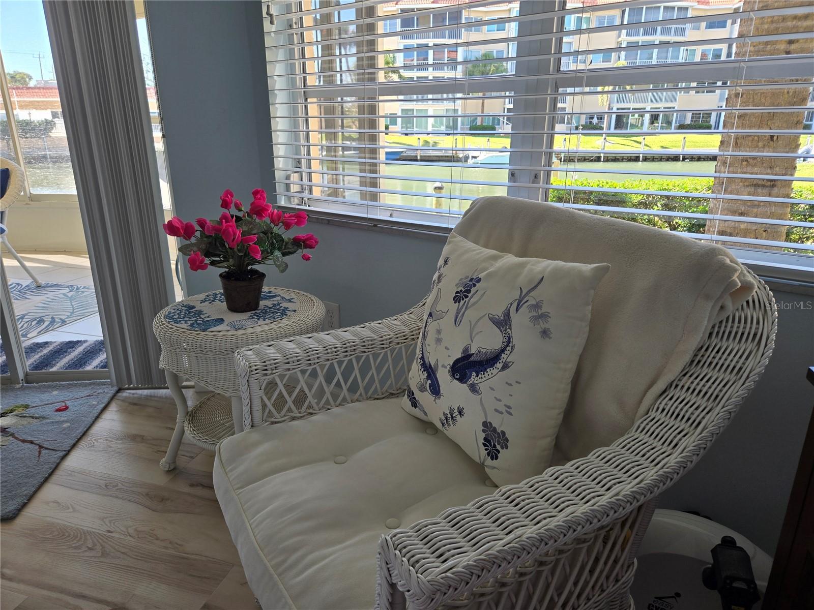 SIESTA HARBOR I - Residential