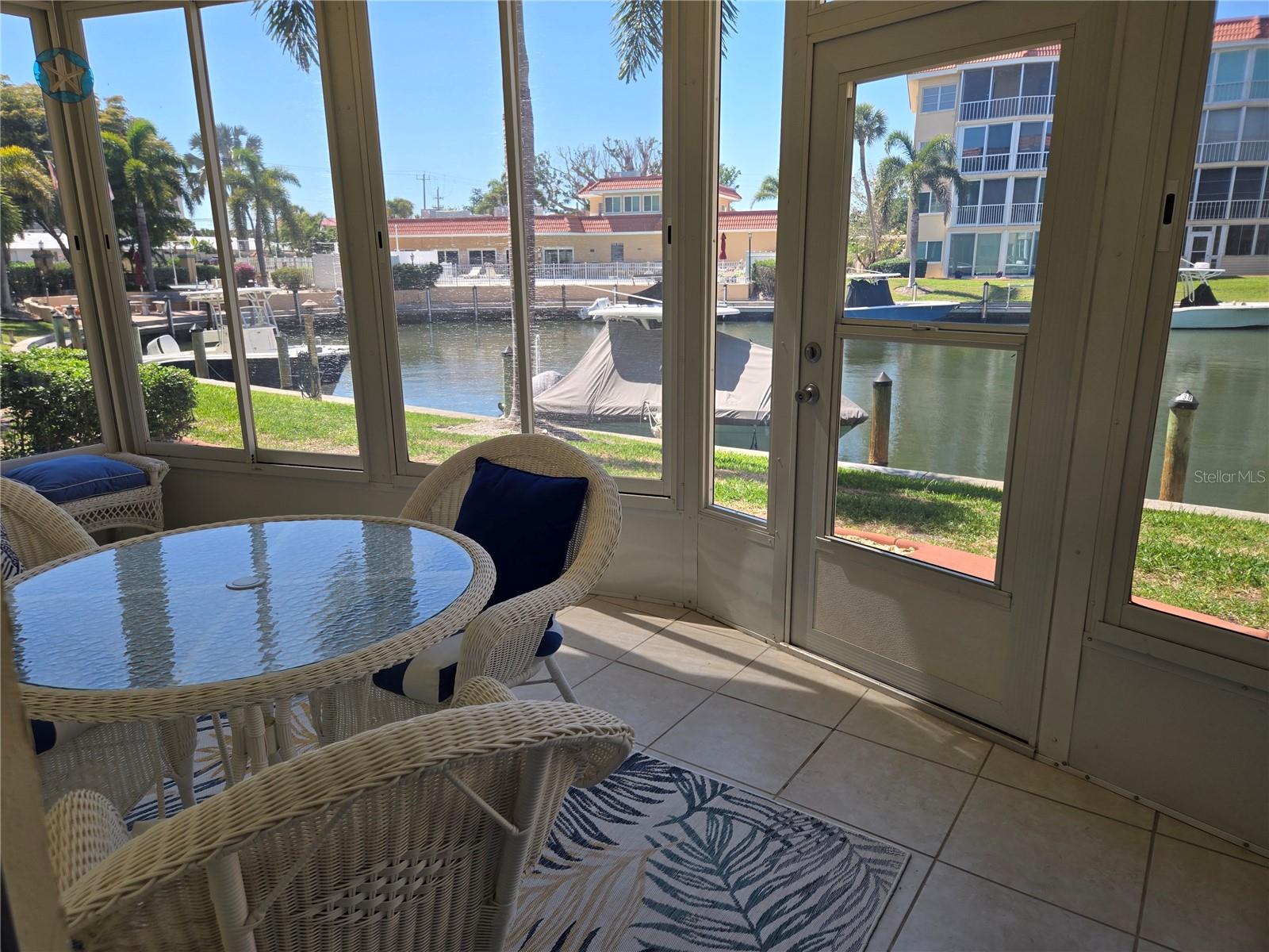SIESTA HARBOR I - Residential