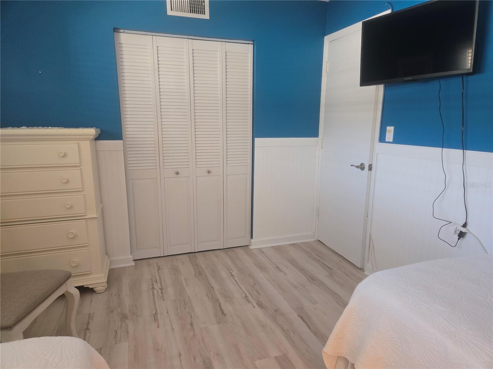 SIESTA HARBOR I - Residential