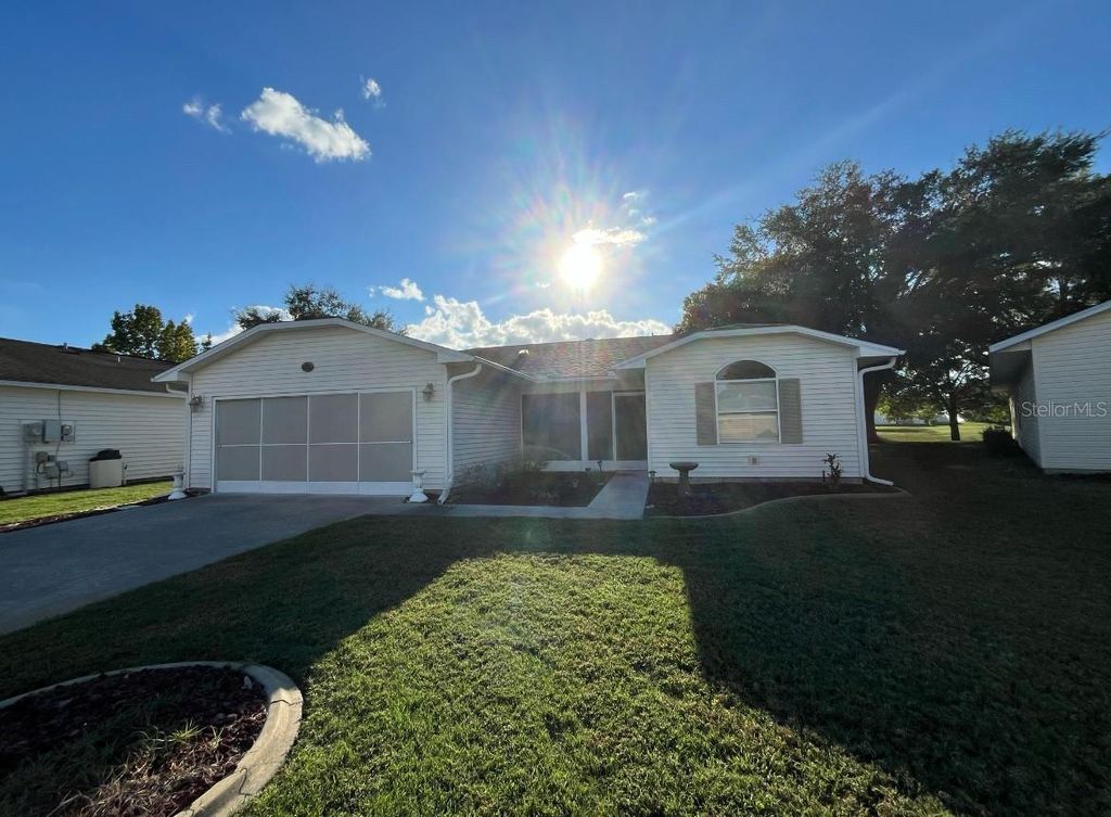 Photo of 32831 Timberwood Drive, Leesburg, FL 34748 (MLS # G5103527)