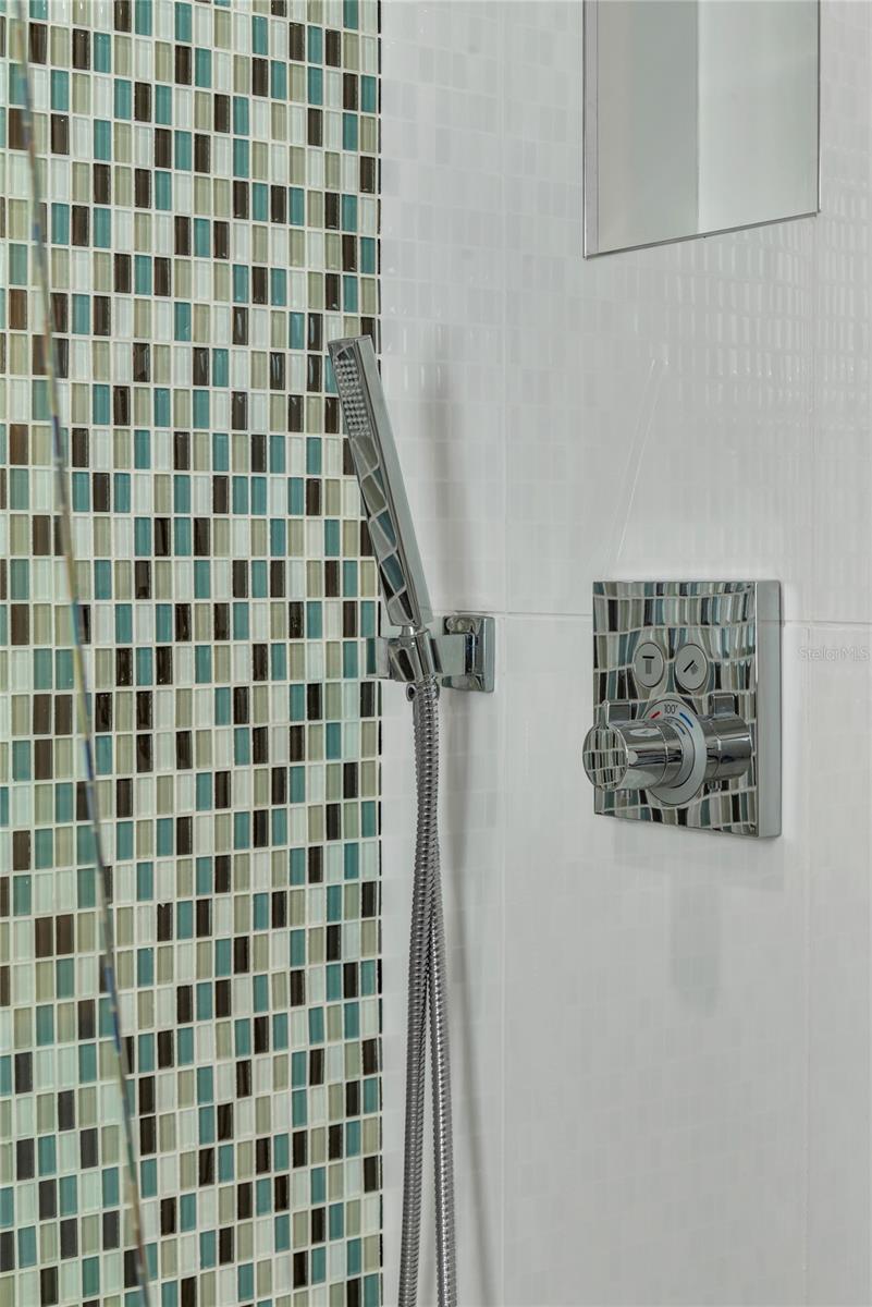 DELANEY TERRACE - Residential