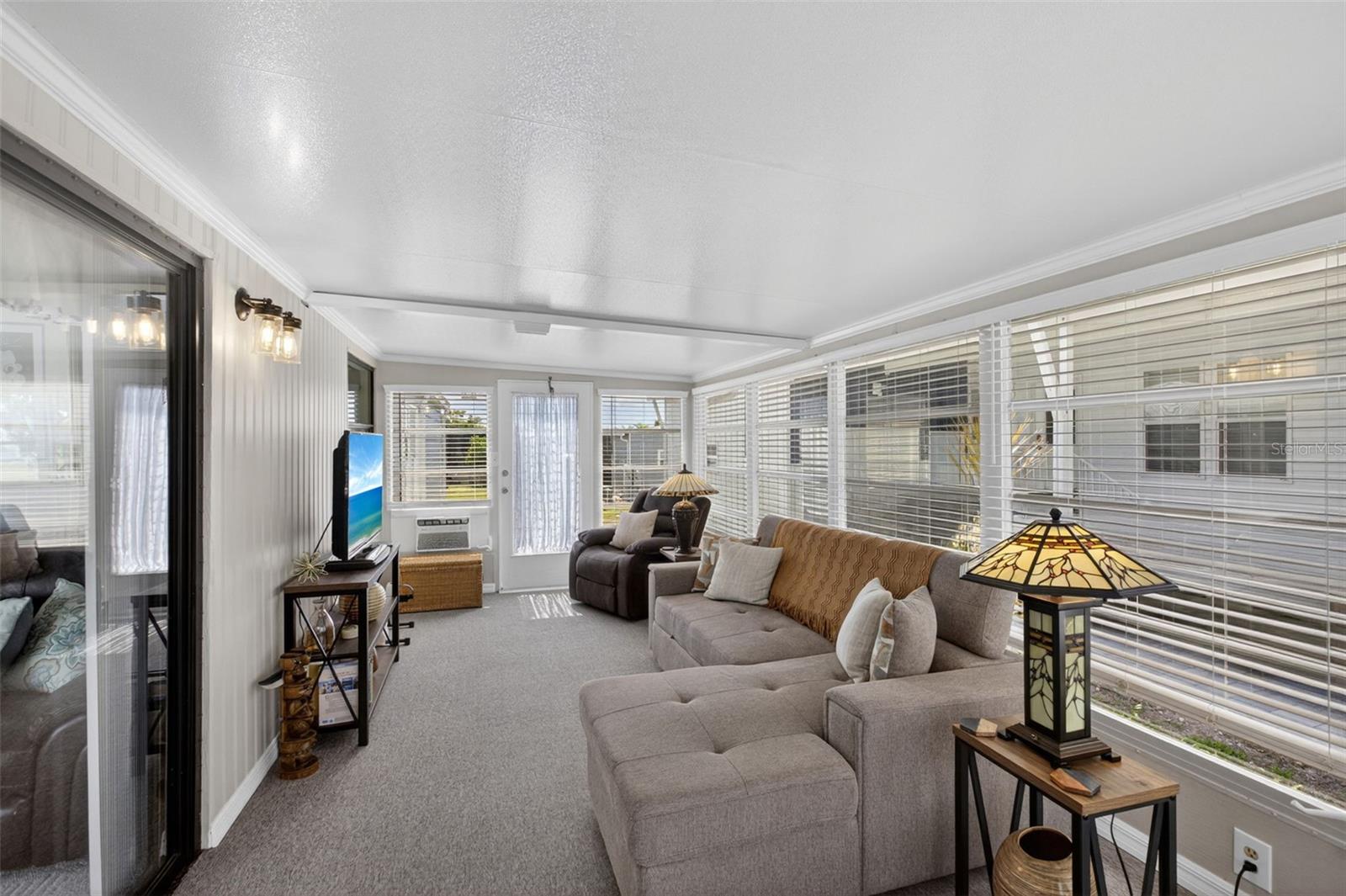 LA CASA MHP CO-OP - Residential