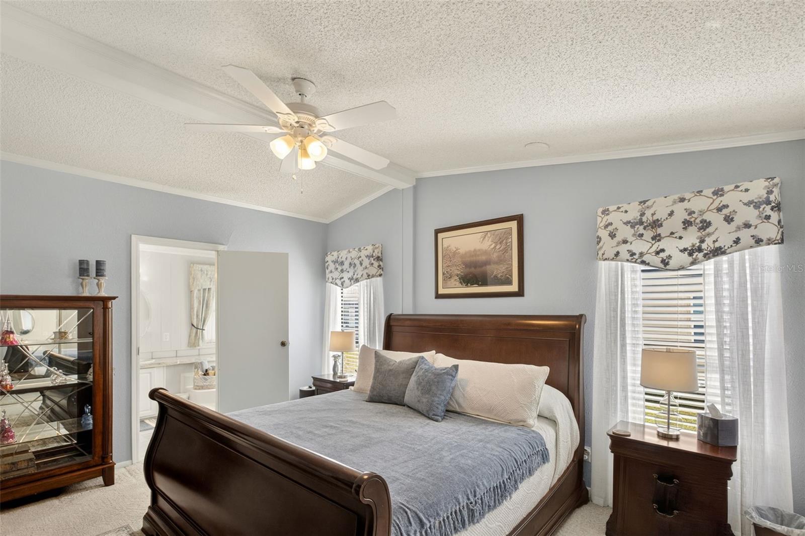 LA CASA MHP CO-OP - Residential