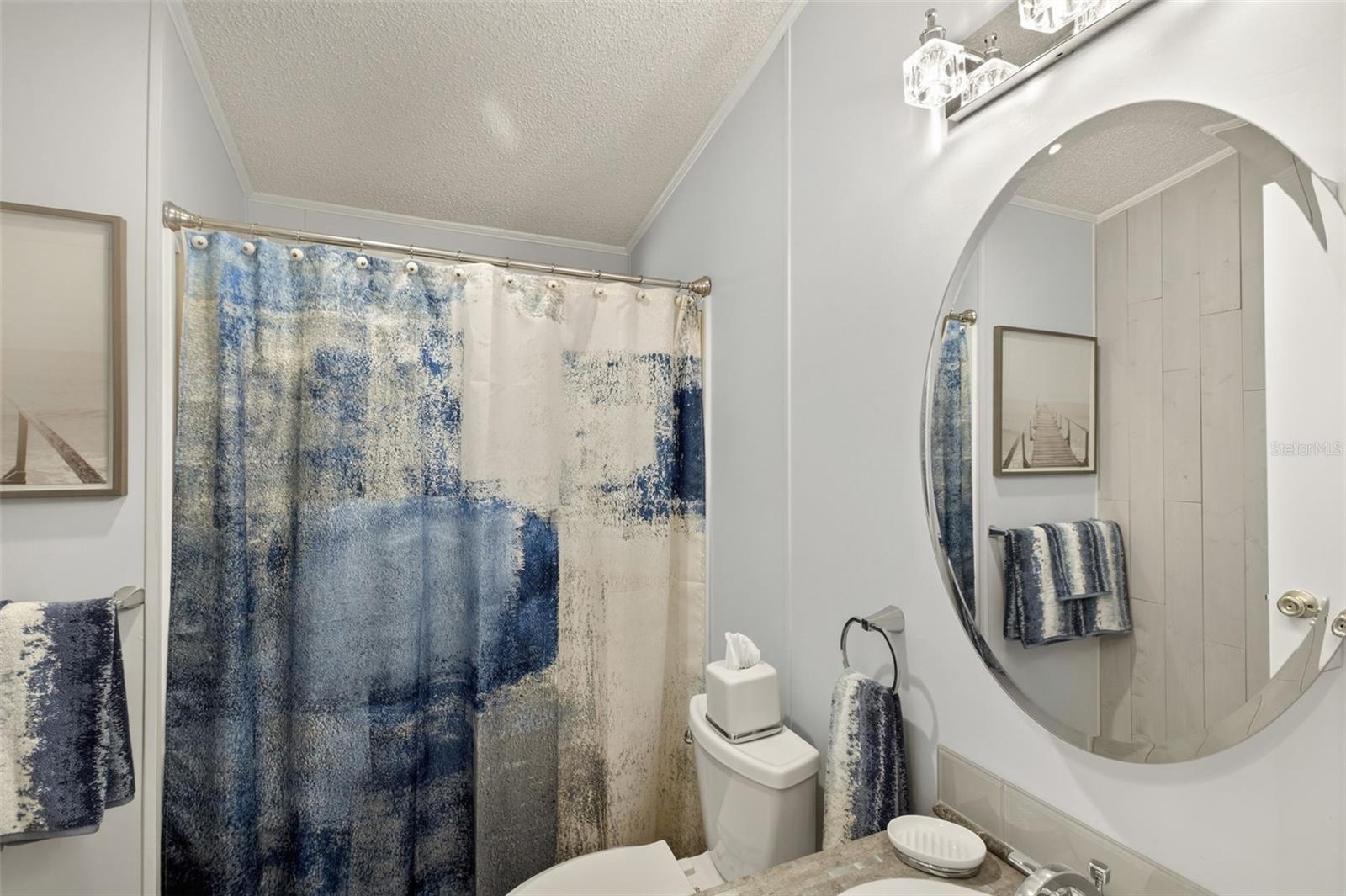 LA CASA MHP CO-OP - Residential