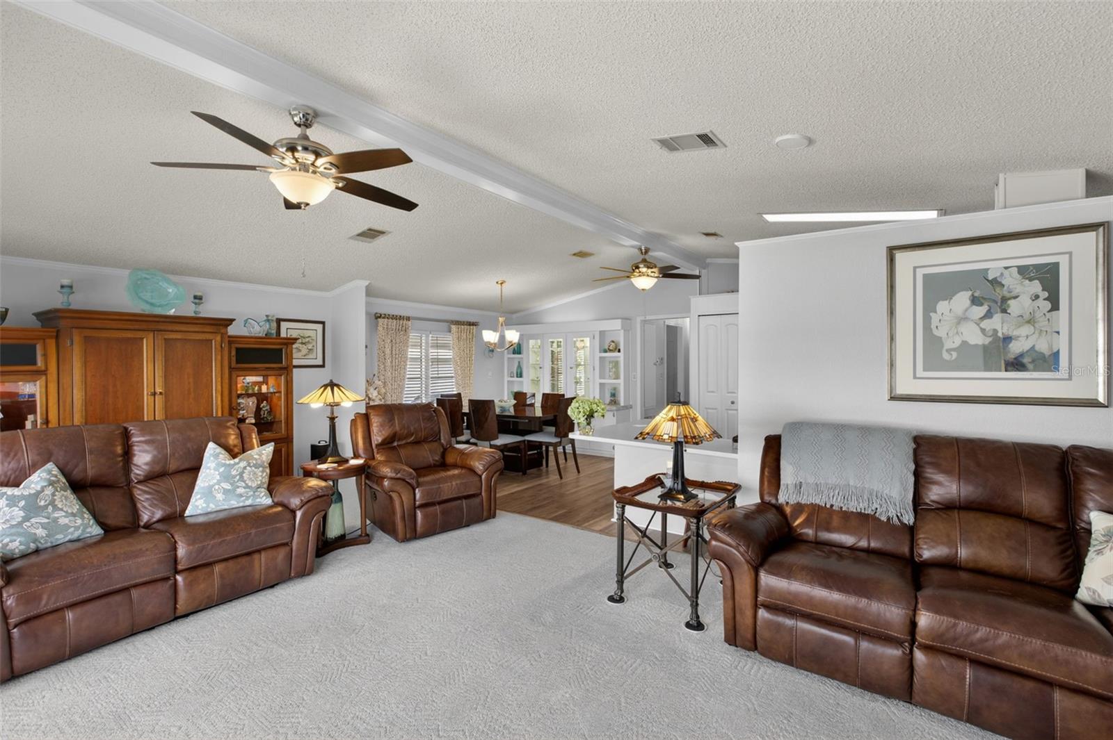 LA CASA MHP CO-OP - Residential