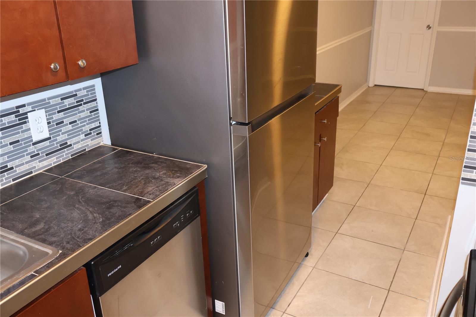 PLACE ONE A CONDO - Residential Lease