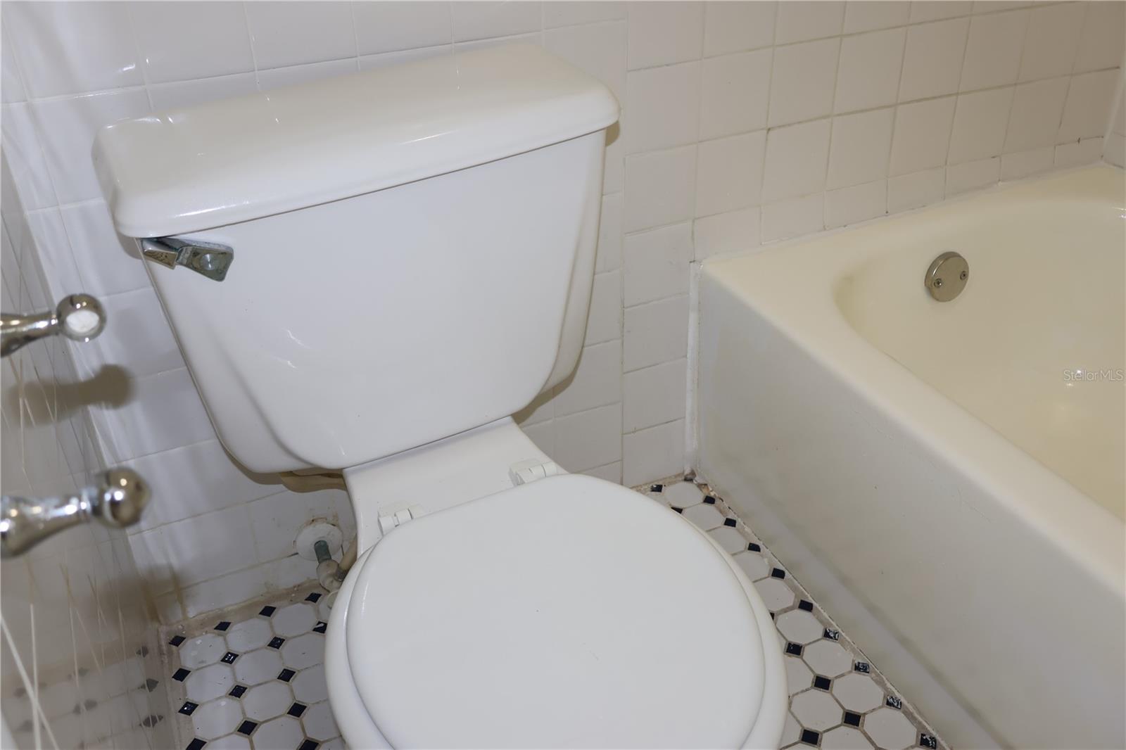 PLACE ONE A CONDO - Residential Lease