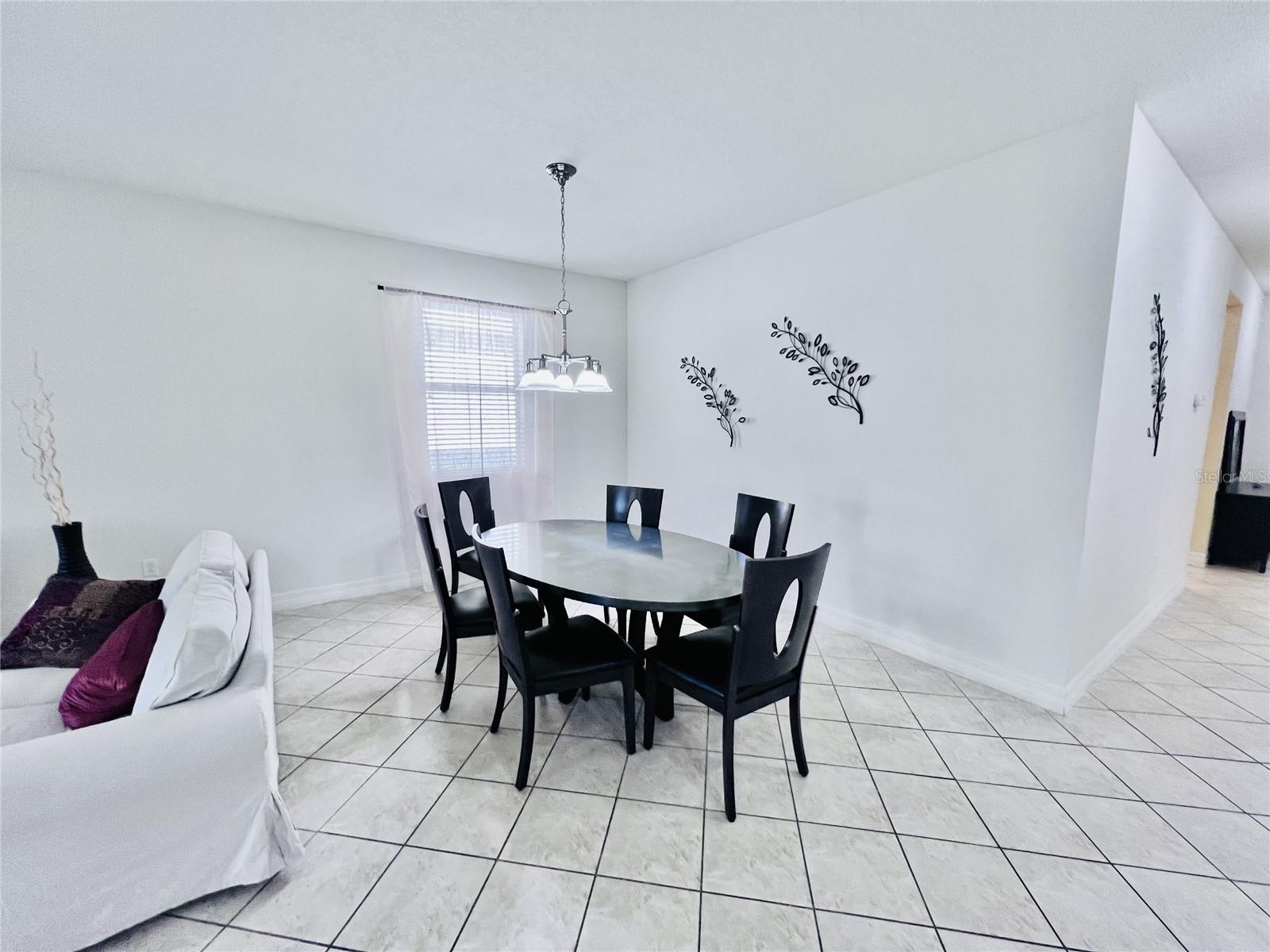 CRYSTAL COVE RESORT - Residential Lease
