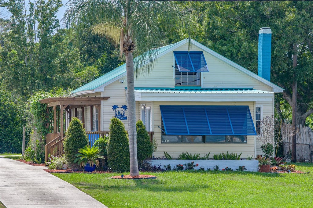 Photo of 4530 Lakeview Drive, Sebring, FL 33870 (MLS # C7526640)