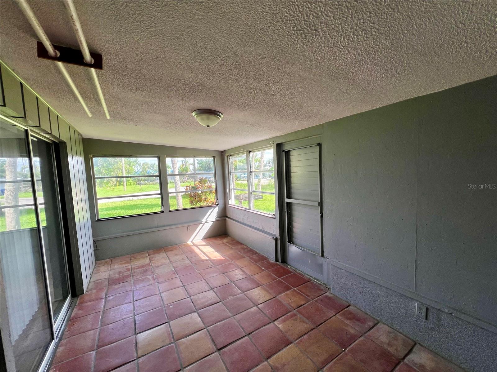 PLAMORE SUB - Residential Lease