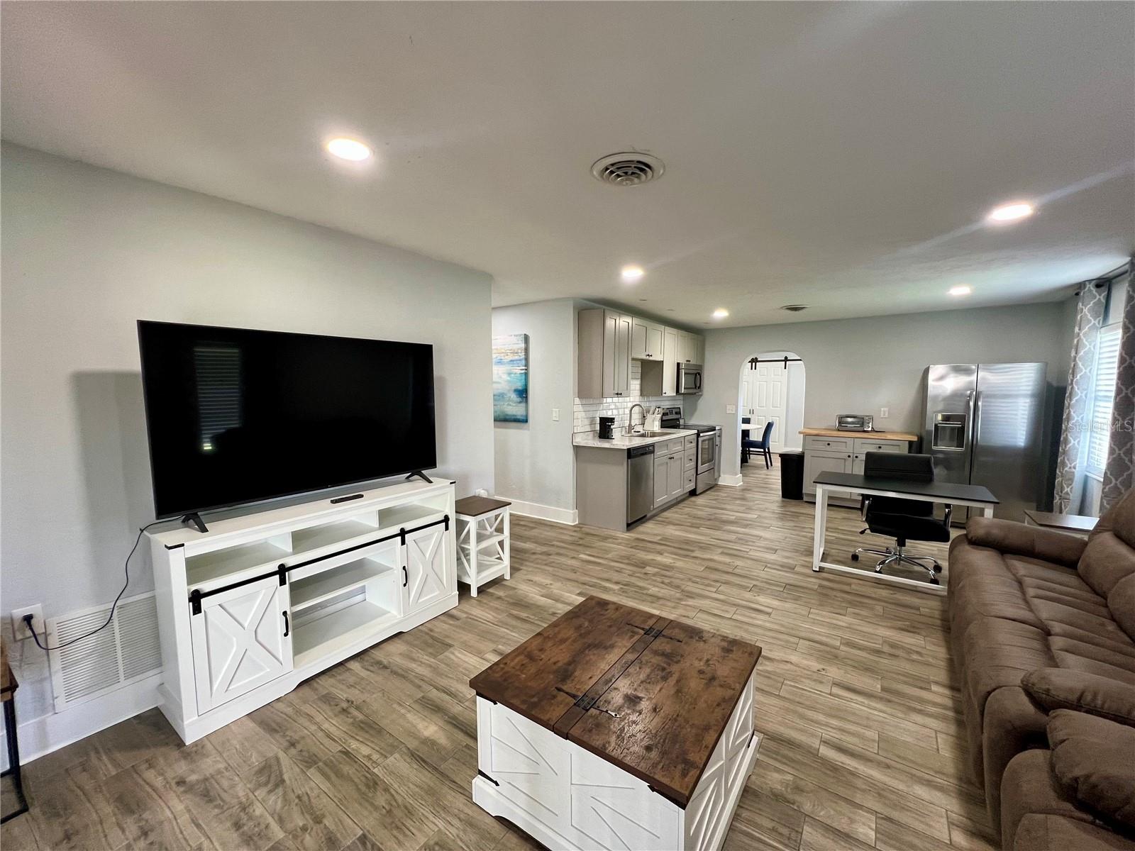 PLAMORE SUB - Residential Lease