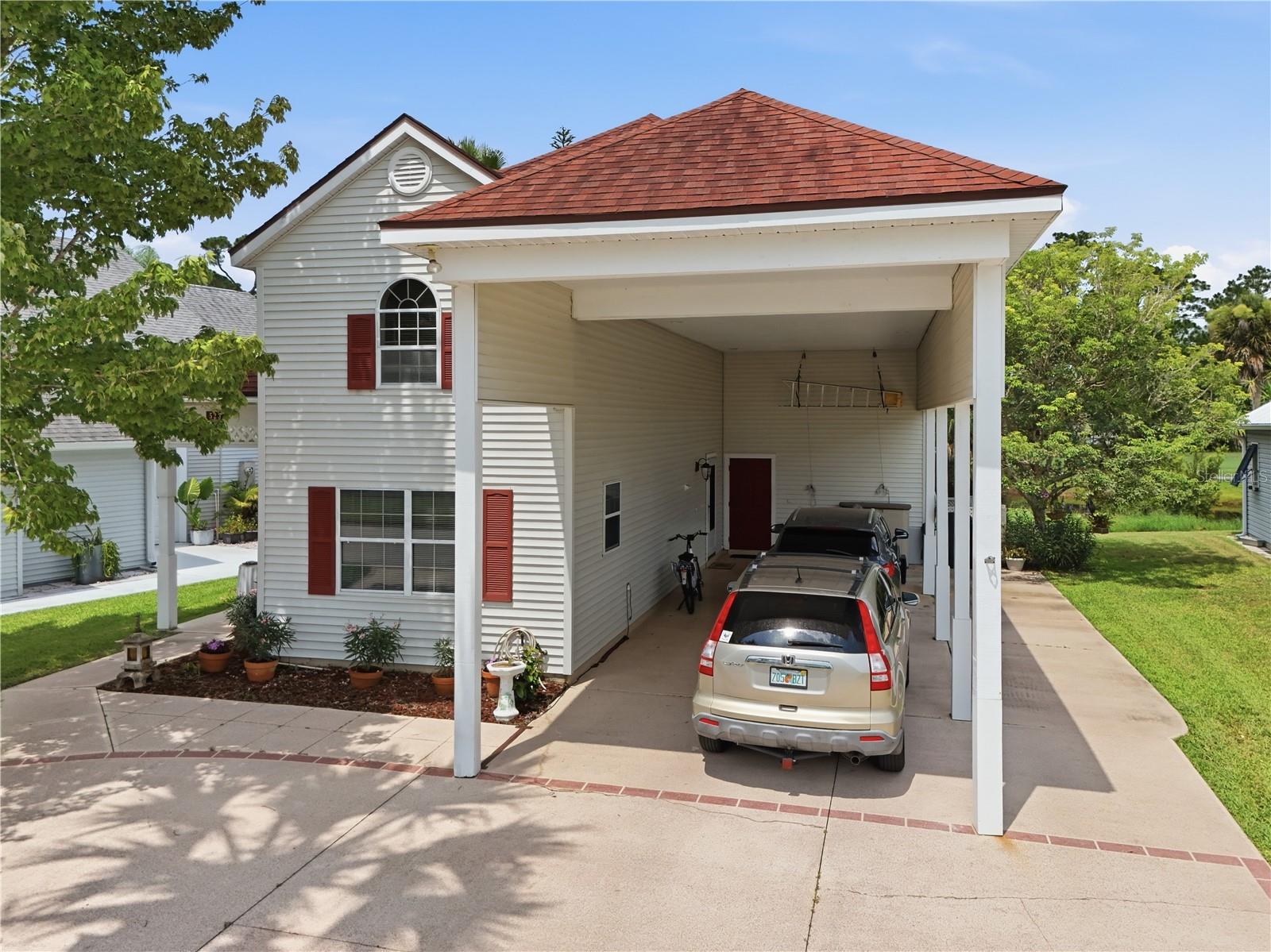 523 FAIRWAYS DRIVE 523