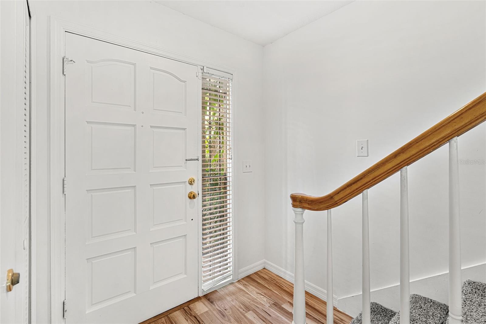 EDGEWATER OAKS - Residential