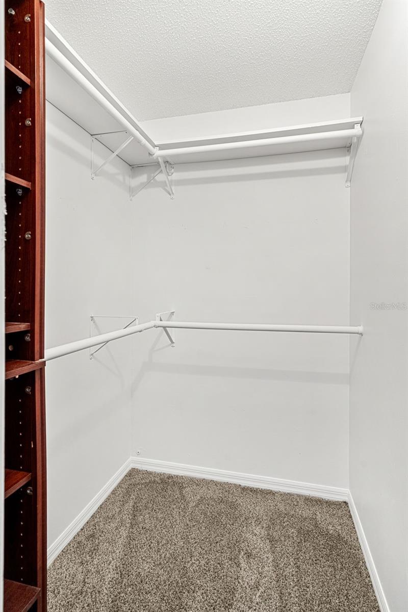 EDGEWATER OAKS - Residential