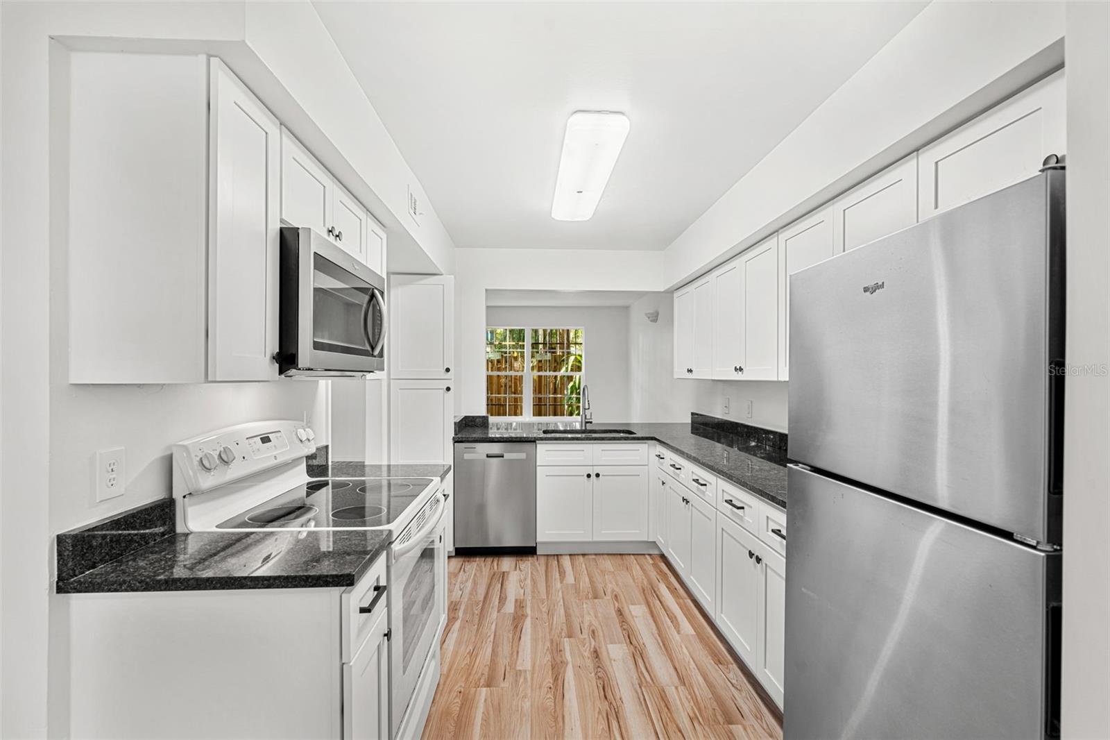 EDGEWATER OAKS - Residential