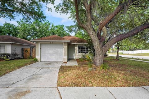 Photo of 402 Abigail Road, Plant City, FL 33563 (MLS # TB8362094)