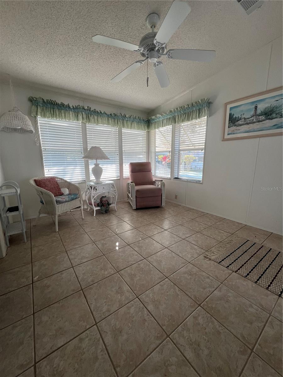 GARDEN GROVE OAKS - Residential