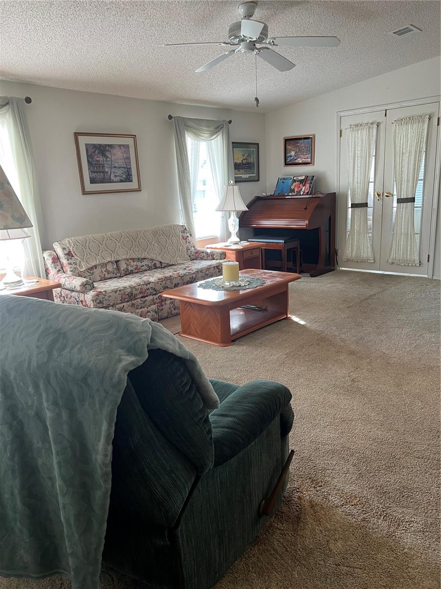 GARDEN GROVE OAKS - Residential