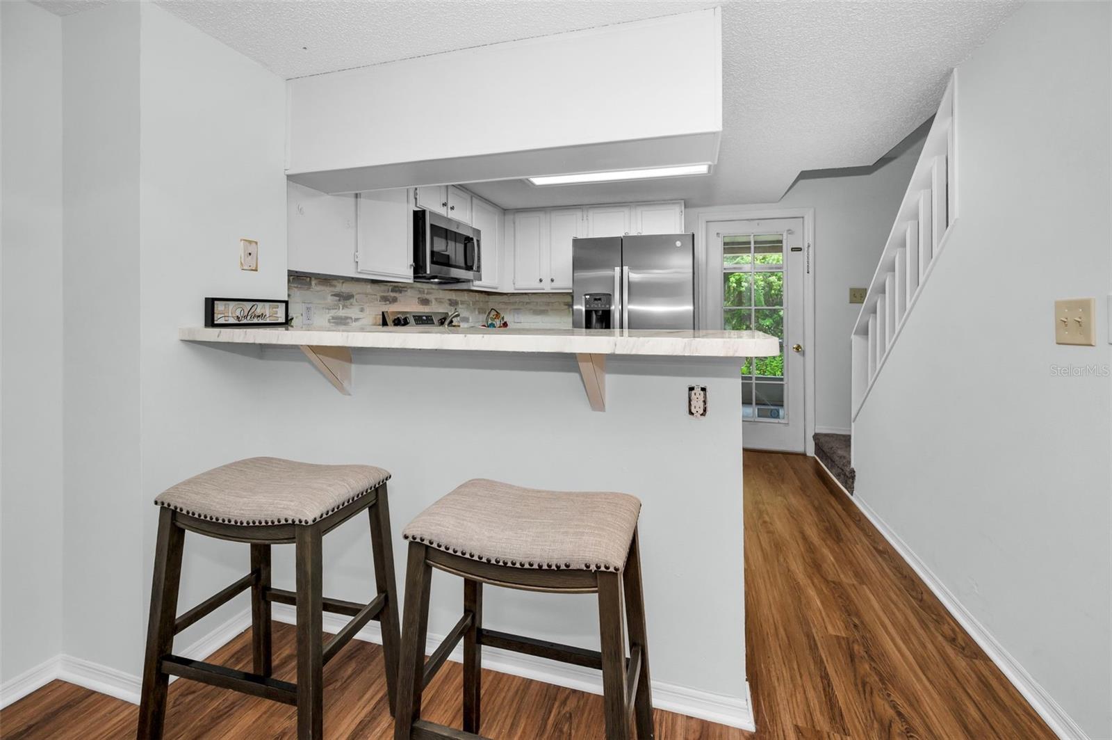 FOX CHASE TWNHMS - Residential