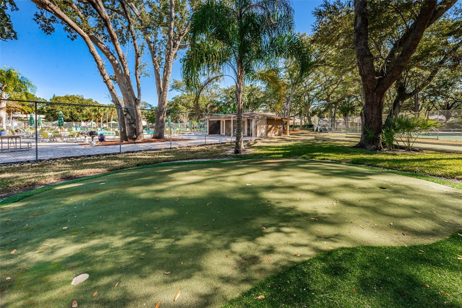 FOX CHASE TWNHMS - Residential