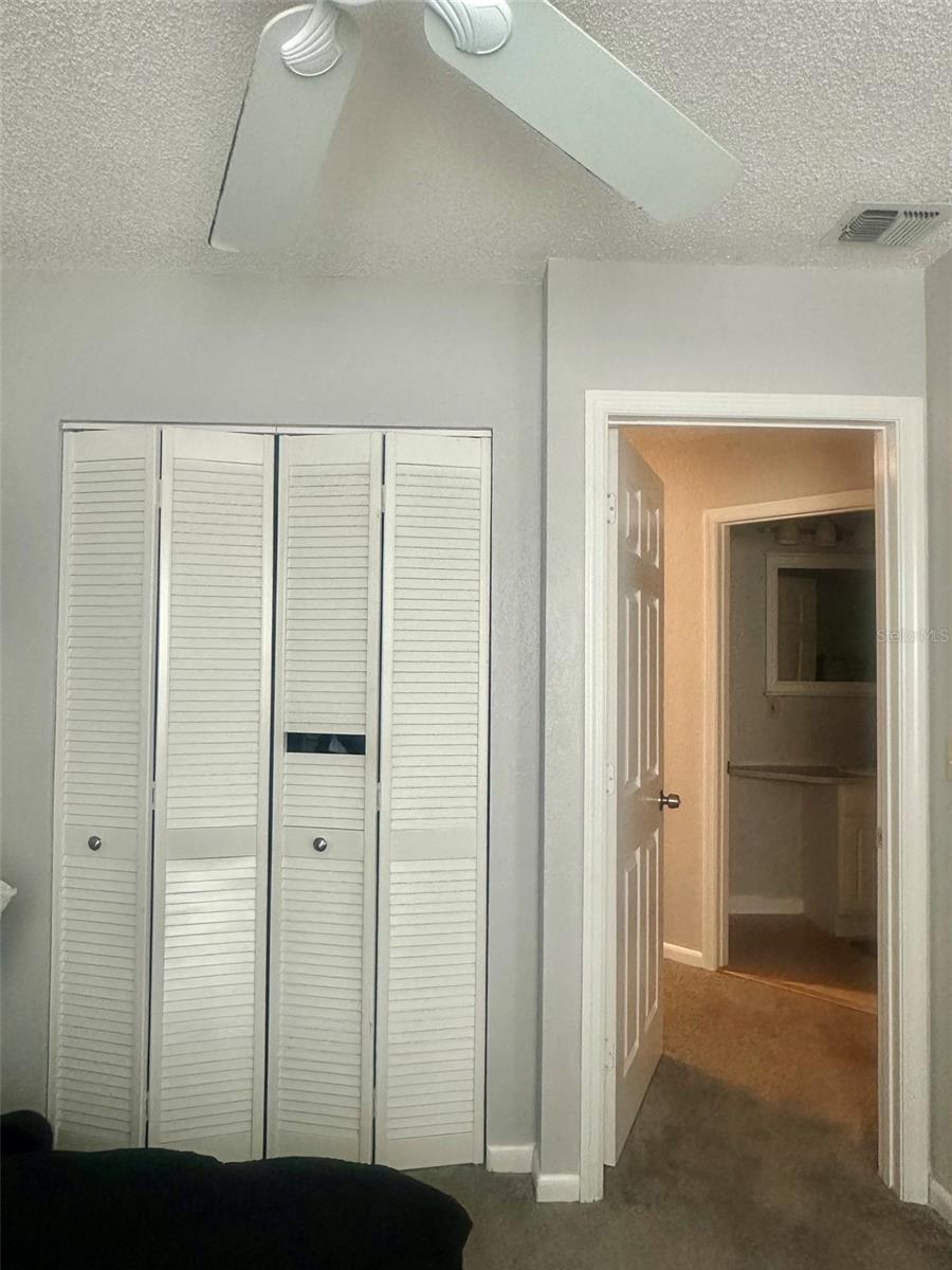 HUNTINGTON ON GREEN CONDO - Residential