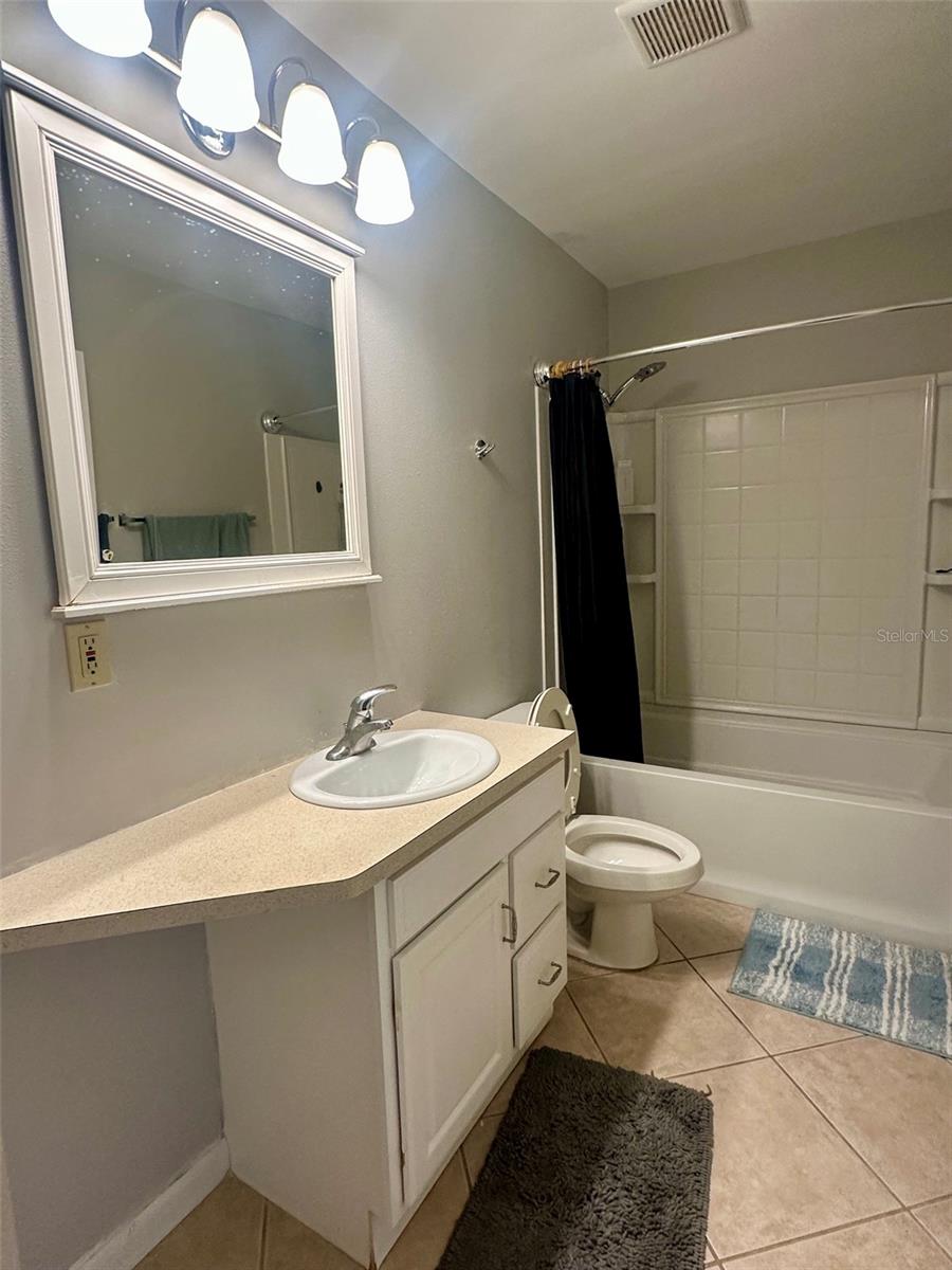 HUNTINGTON ON GREEN CONDO - Residential
