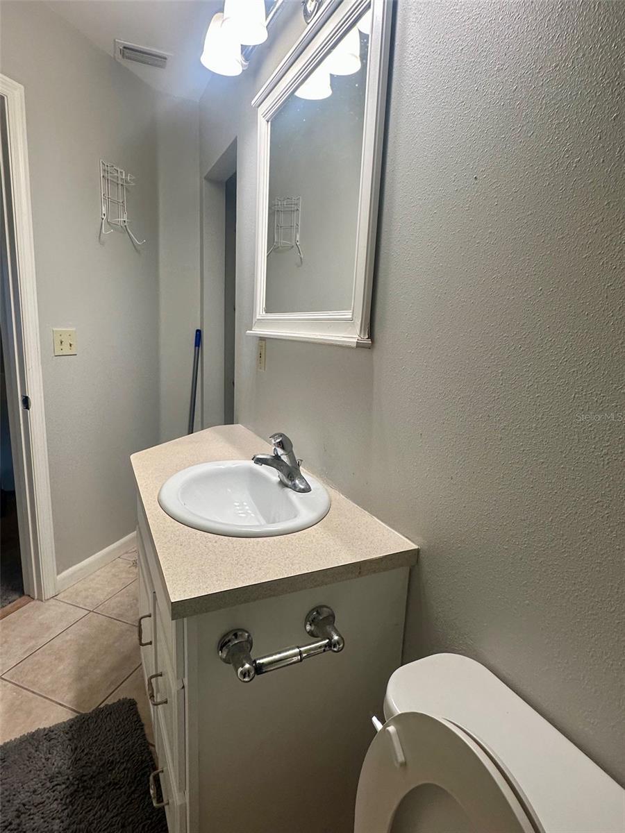 HUNTINGTON ON GREEN CONDO - Residential