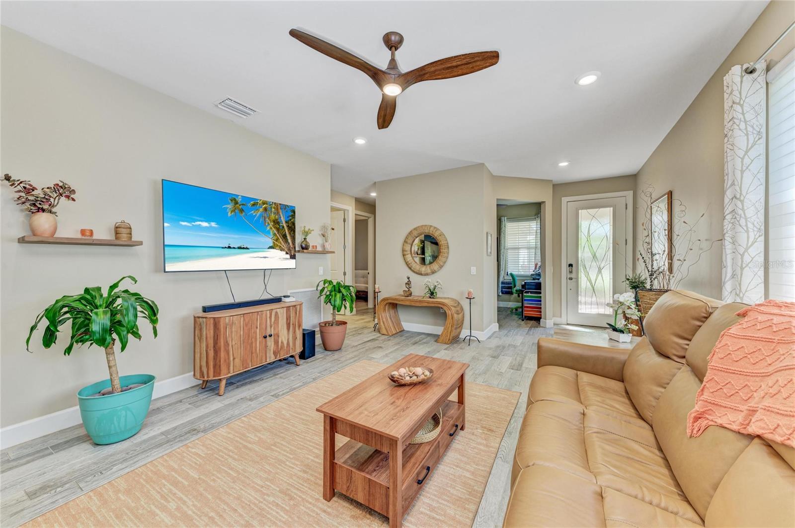 DEL WEBB PH II SPH 2A, 2B & 2C LOT 404; PB 62/92 - Residential Lease