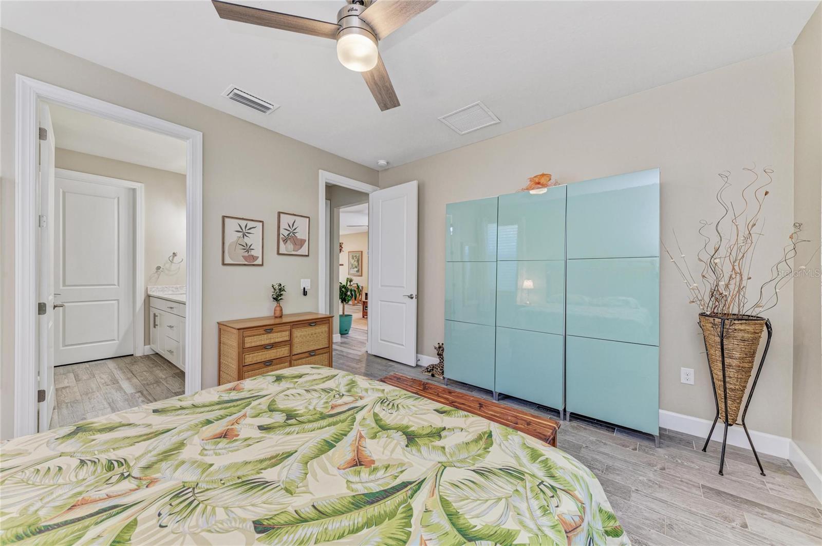 DEL WEBB PH II SPH 2A, 2B & 2C LOT 404; PB 62/92 - Residential Lease