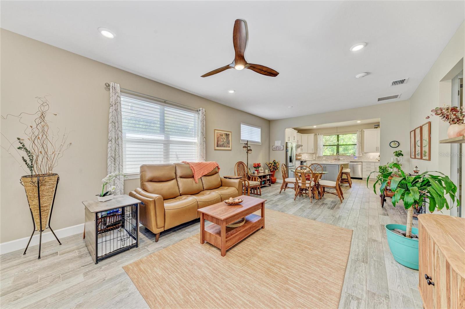 DEL WEBB PH II SPH 2A, 2B & 2C LOT 404; PB 62/92 - Residential Lease